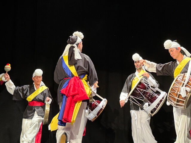 Playing Pilbong Nongak in Lausanne