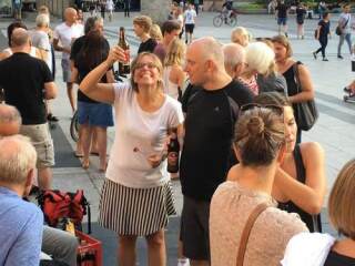 photo/fbd08067-e72b-4ae6-9c26-5ac3624d4c91-3
